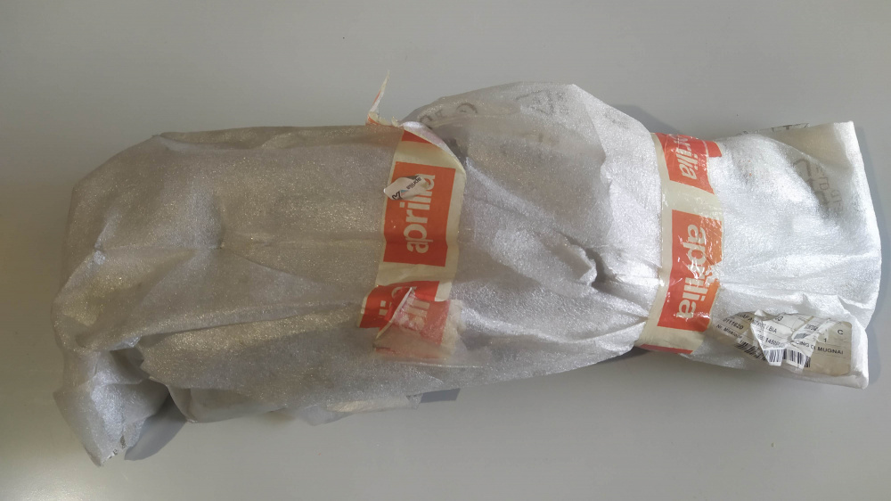 parafango post.v.bianco venice aprilia scarabeo 50 4t anno dal 2004 al 2006 - scarabeo 100 ´01