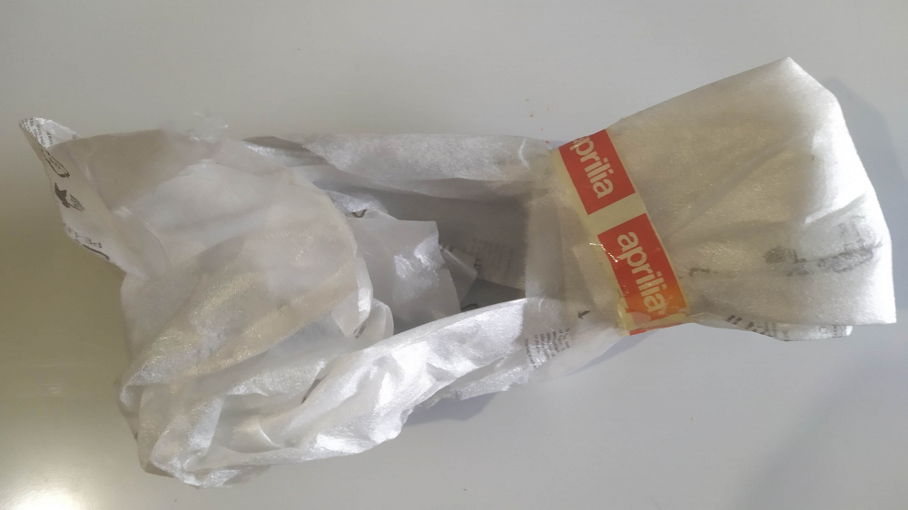 parafango post.v.bianco venice aprilia scarabeo 50 4t anno dal 2004 al 2006 - scarabeo 100 ´01