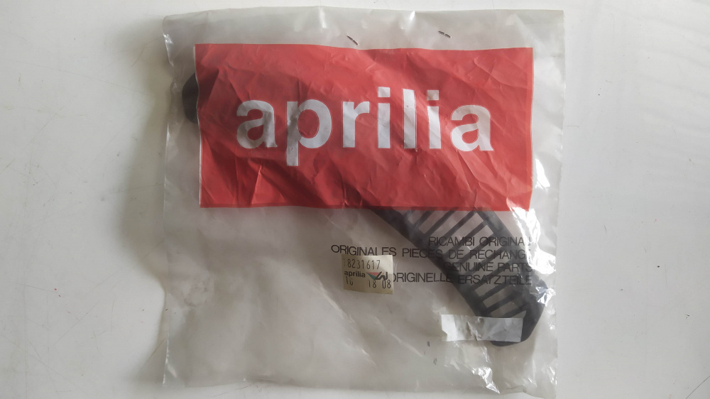 mascherina superiore cofano nera