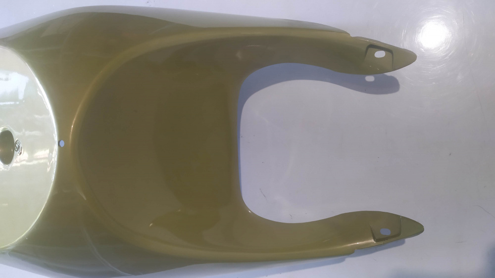 spoiler inferiore giallo aprilia amico gl-gle ´93 - ´95 - leggeri graffi da stoccaggio -
