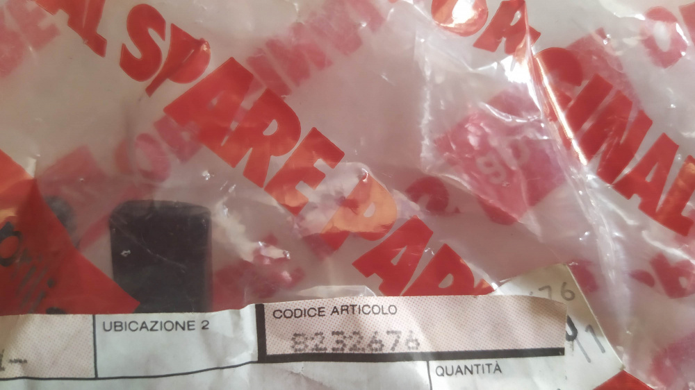 bielletta attacco motore