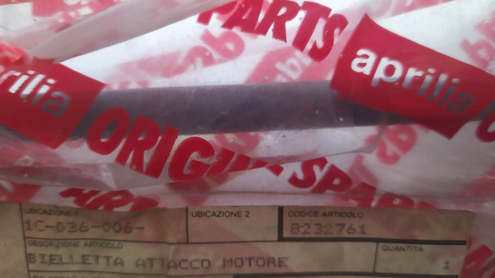 bielletta attacco motore