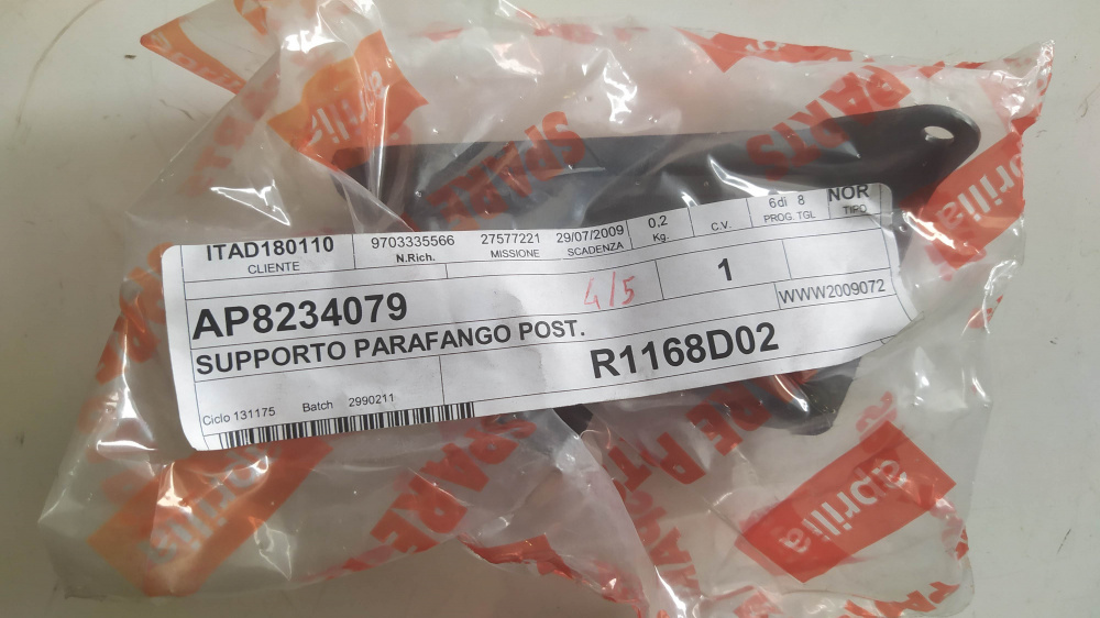 supporto parafango post.