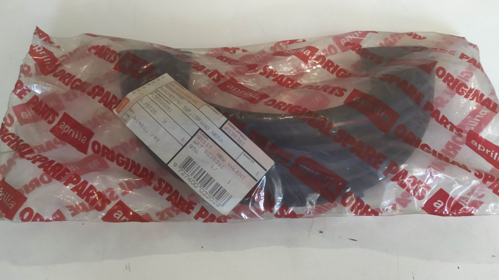 mascherina sup.cofano nera aprilia sr 50 aria ´97