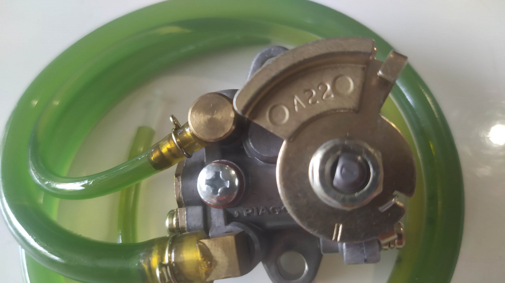 pompa olio completa aprilia scarabeo 2t ´05 - ´14 / sr motard ´12 - ´18 / mojito custom ´04 - ´10
