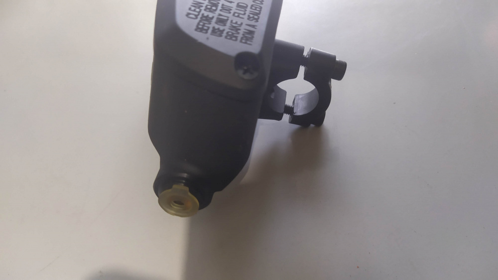 pompa freno anteriore aprilia dorsoduro 750 ´08 - ´16 - mana 850 - shiver 750