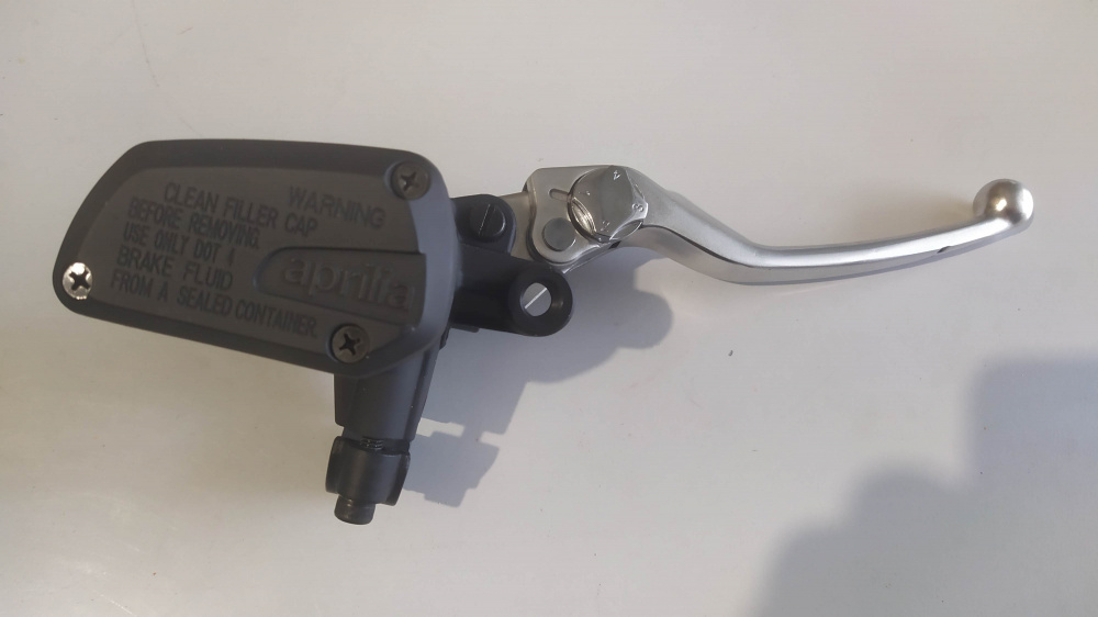 pompa freno anteriore aprilia dorsoduro 750 ´08 - ´16 - mana 850 - shiver 750