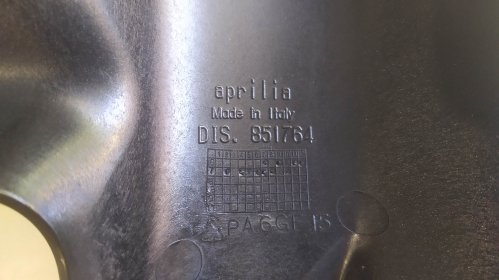 parafango posteriore aprilia scarabeo 50 / 100 4t ´06 - ´12