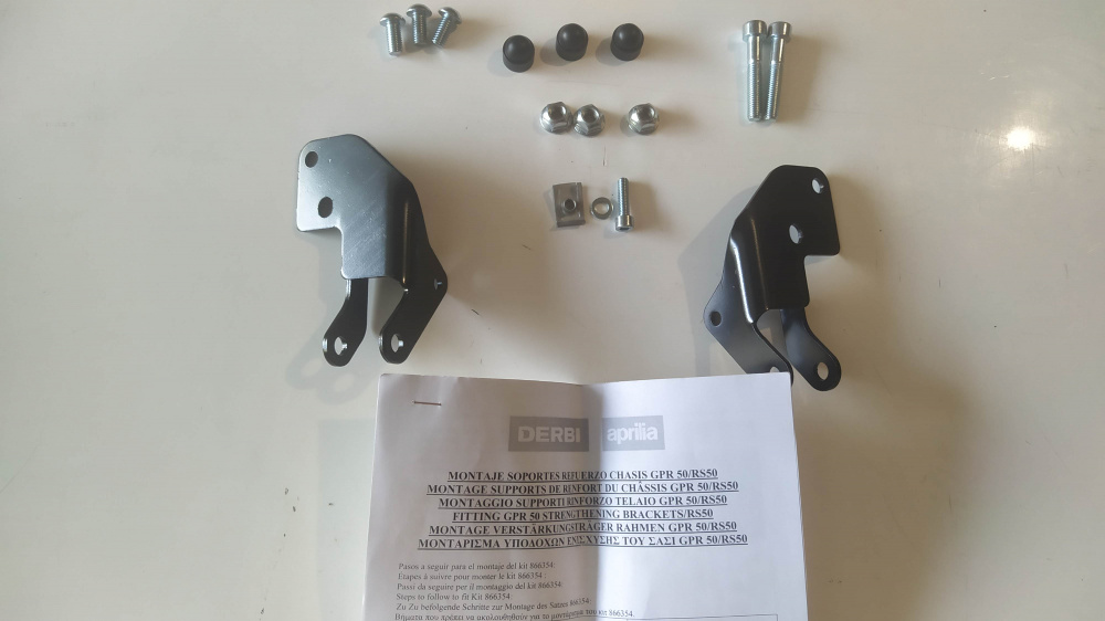 piastra rinforzo telaio aprilia rs 50 ´06 - ´10