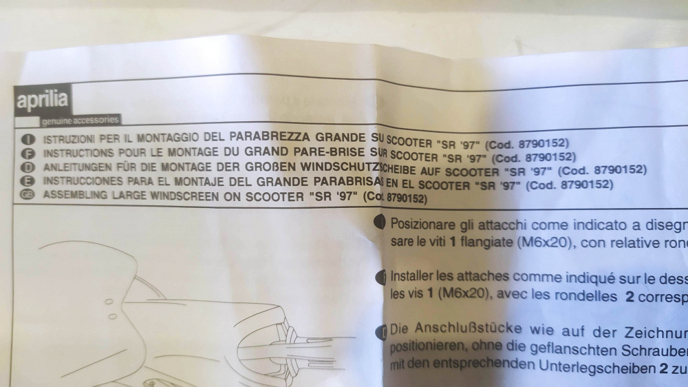 attacchi per parabrezza ap8790152 orignali aprilia sr stealth - www ´97 - ´01 / sr 125 ´99 - ´01