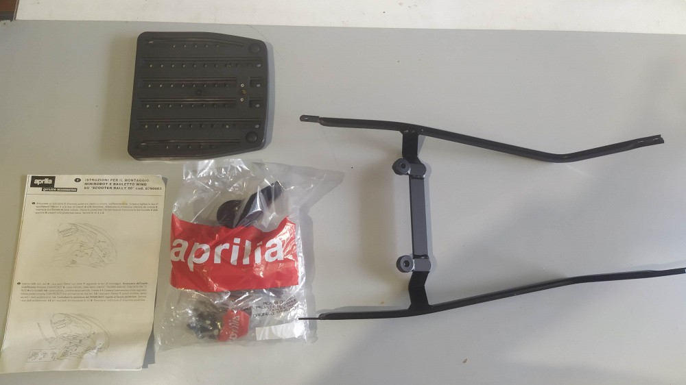 minirobot portapacchi per aprilia scooter rally