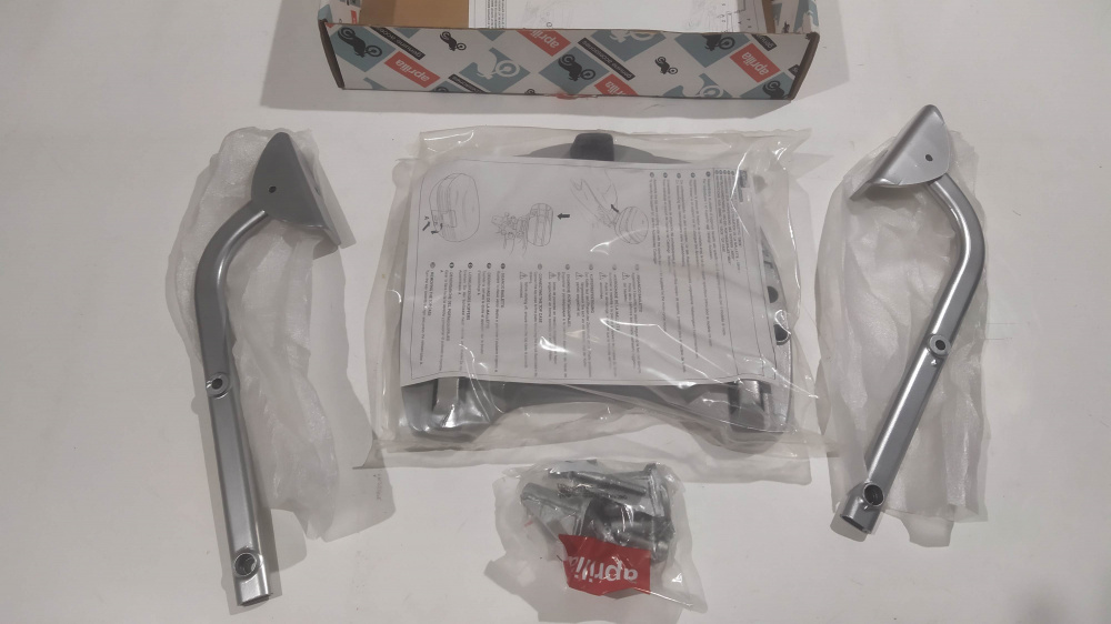 kit supporto - portapacchi bauletto xbox aprilia pegaso ´97