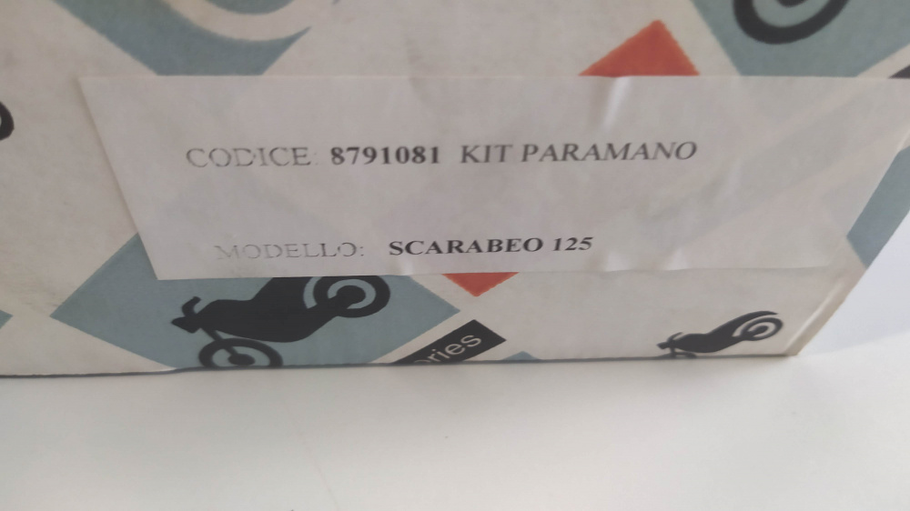 coppia paramani aprilia scarabeo 125
