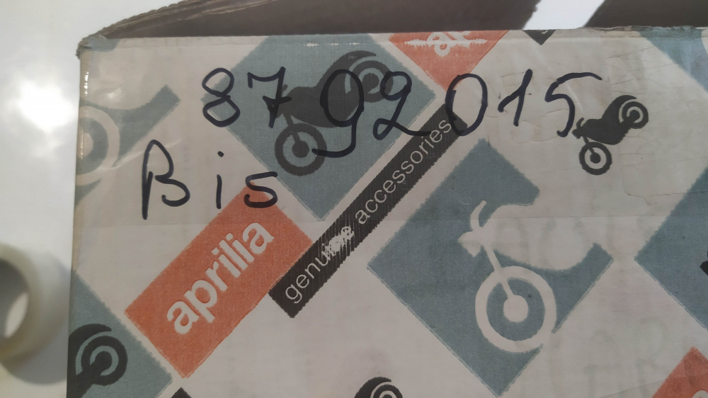 bauletto aprilia easy size marrone senza chiave e cilindretto