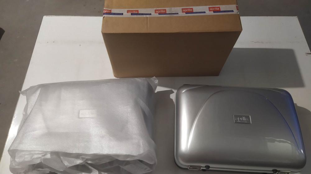 coppia bauletti laterali grigio mercury aprilia pegaso