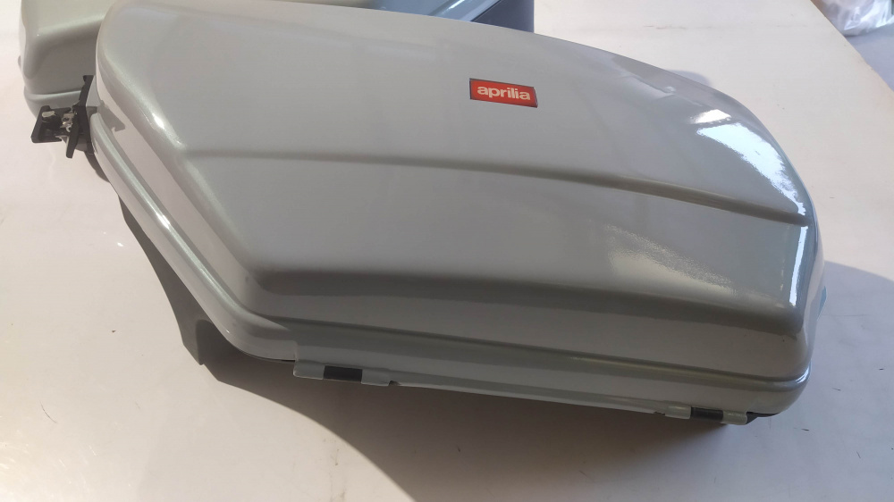 coppia bauletti laterali celesti ice green aprilia scarabeo