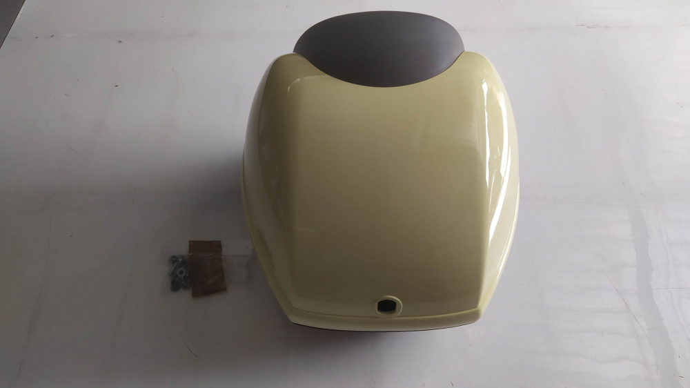 bauletto ovetto giallo sixties aprilia scarabeo 50