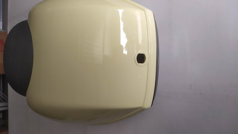 bauletto ovetto giallo sixties aprilia scarabeo 50