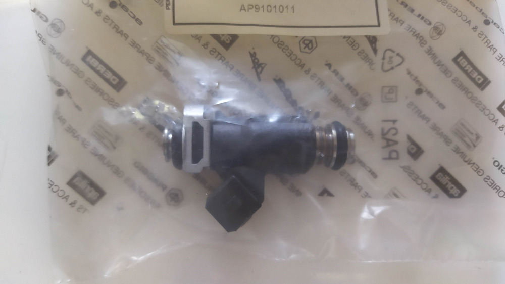 iniettore con clips