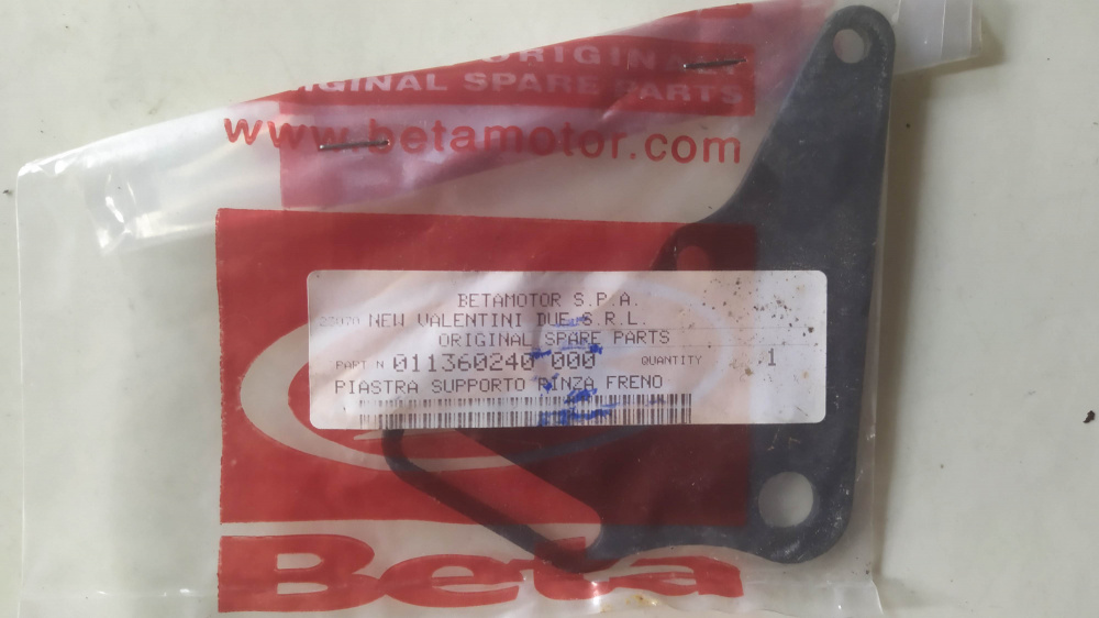 piastra supporto pinza freno beta