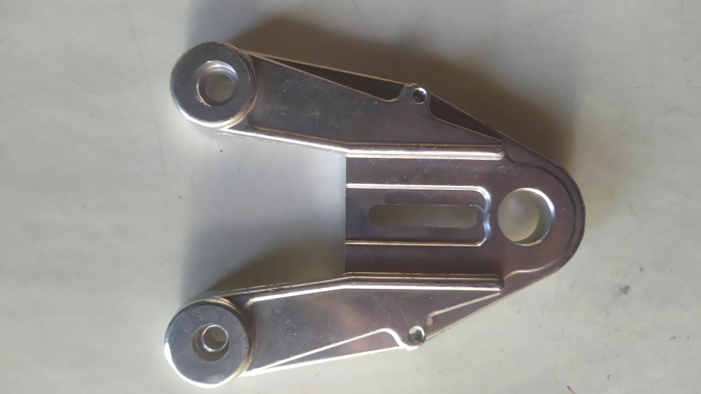 piastra ancoraggio pinza freno posteriore beta