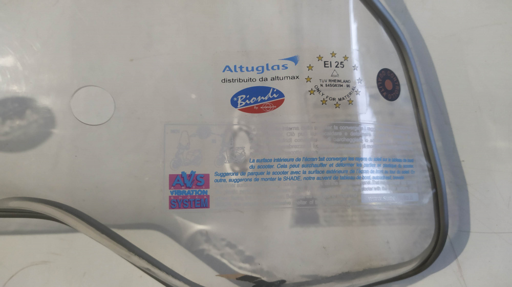 parabrezza piaggio sfera