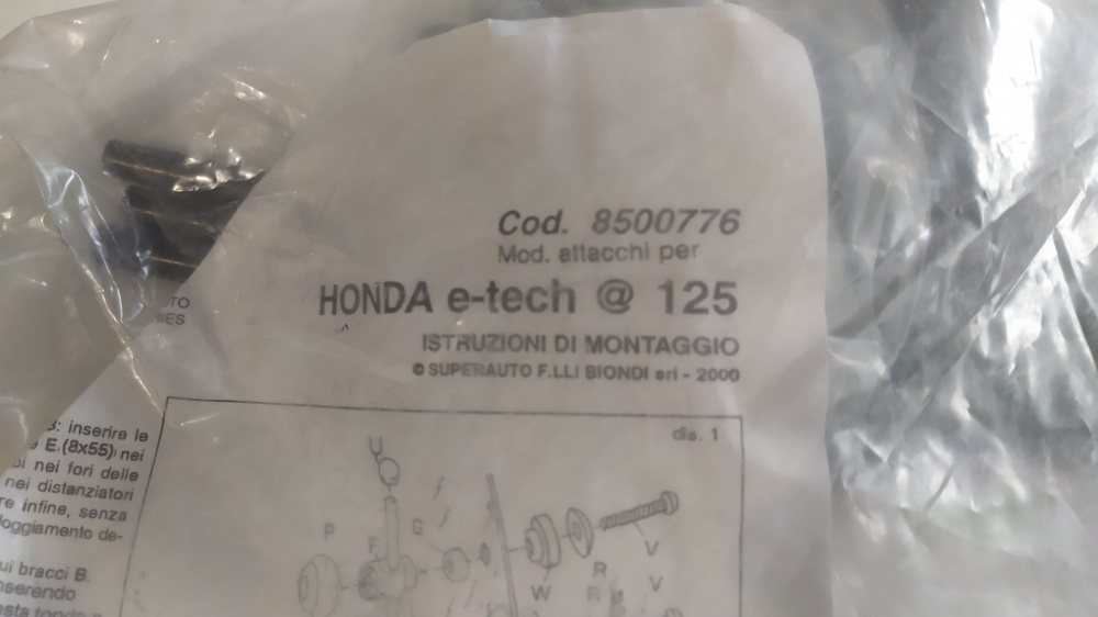 attacchi parabrezza biondi honda e-tech chiocciola 125/150 ´00