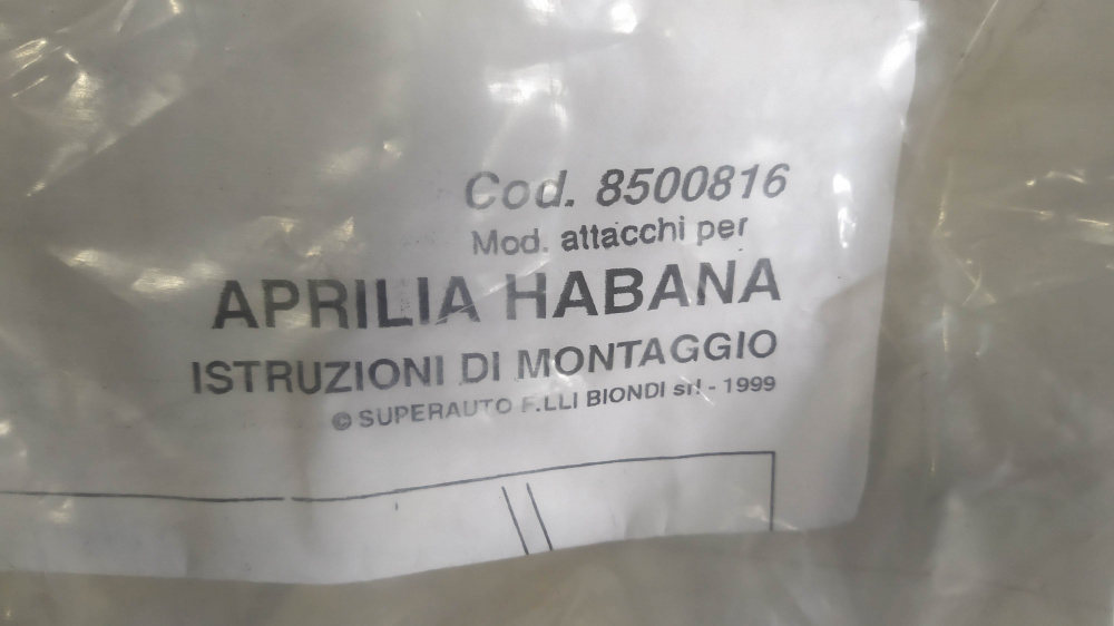 attacchi parabrezza biondi aprilia habana 50/125 ´99