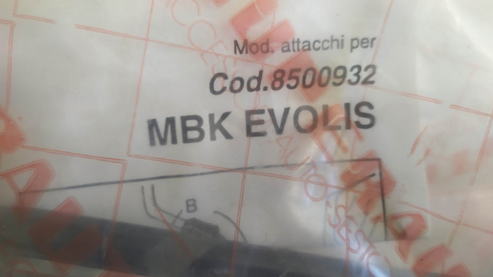 attacchi parabrezza biondi mbk evolis