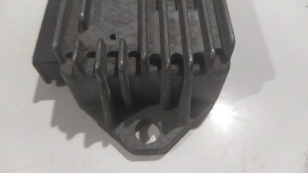 regolatore corrente originale nuovo ducati 343420 per vespa px / cosa