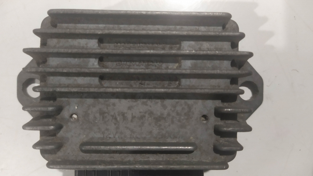 regolatore corrente originale nuovo ducati 343420 per vespa px / cosa
