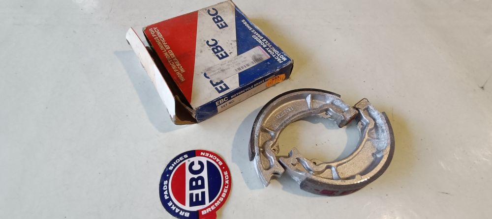ganasce  freno yamaha yz 125 l ´83 – ´86 posteriori