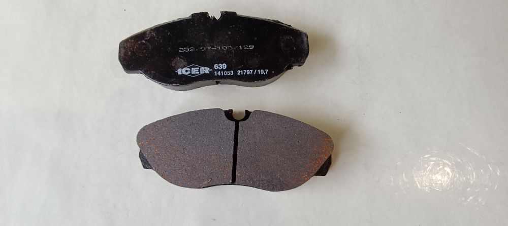 coppia pasticche icer 639 – 141053 – 21797/19,7