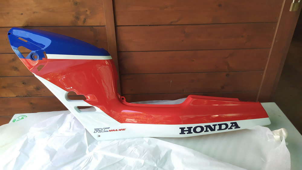 carena posteriore sx blu/rossa/bianca honda nsr 125 r