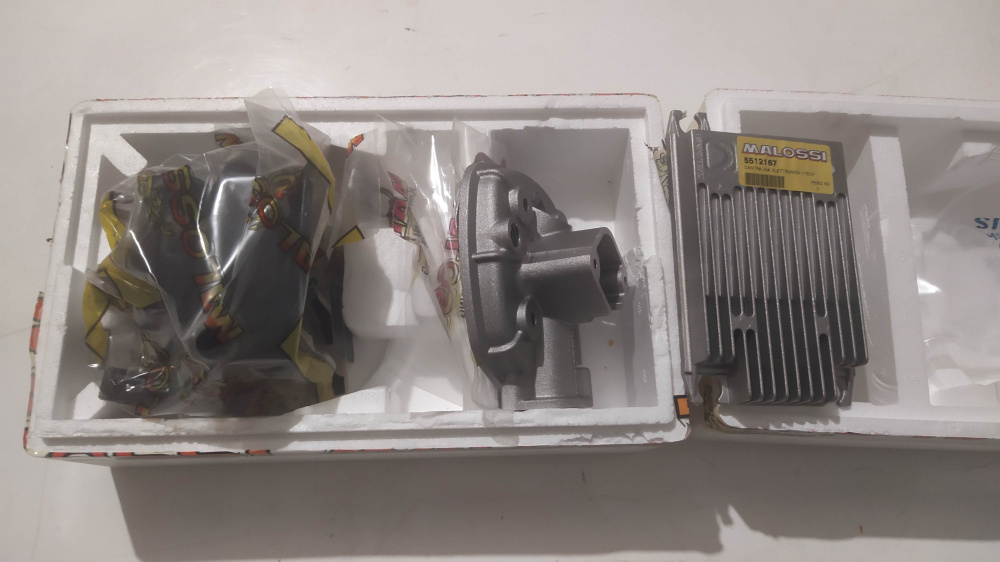 kit cilindro malossi con centralina d. 47 ghisa sp. 12 aprilia sr ditech liquido