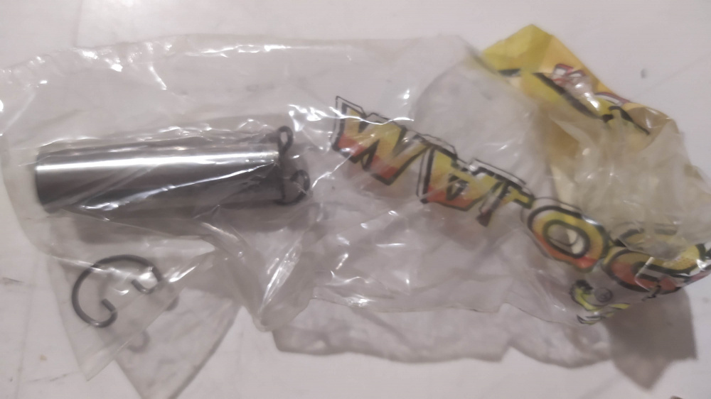 kit cilindro malossi d. 47.6 alluminio h2o mhr aprilia gulliver - rally - sr / benelli 491 / beta ark / italjet dragster / malaguti phantom / mbk nitro / yamaha aerox - manca un bulone -