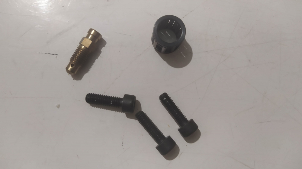 kit cilindro malossi d. 47.6 alluminio h2o mhr aprilia gulliver - rally - sr / benelli 491 / beta ark / italjet dragster / malaguti phantom / mbk nitro / yamaha aerox - manca un bulone -