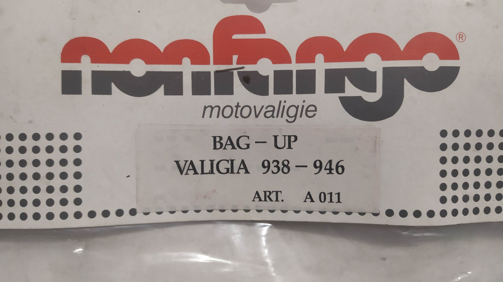 piastra attacco bauletto laterale givi a 011 per valigia 938-946