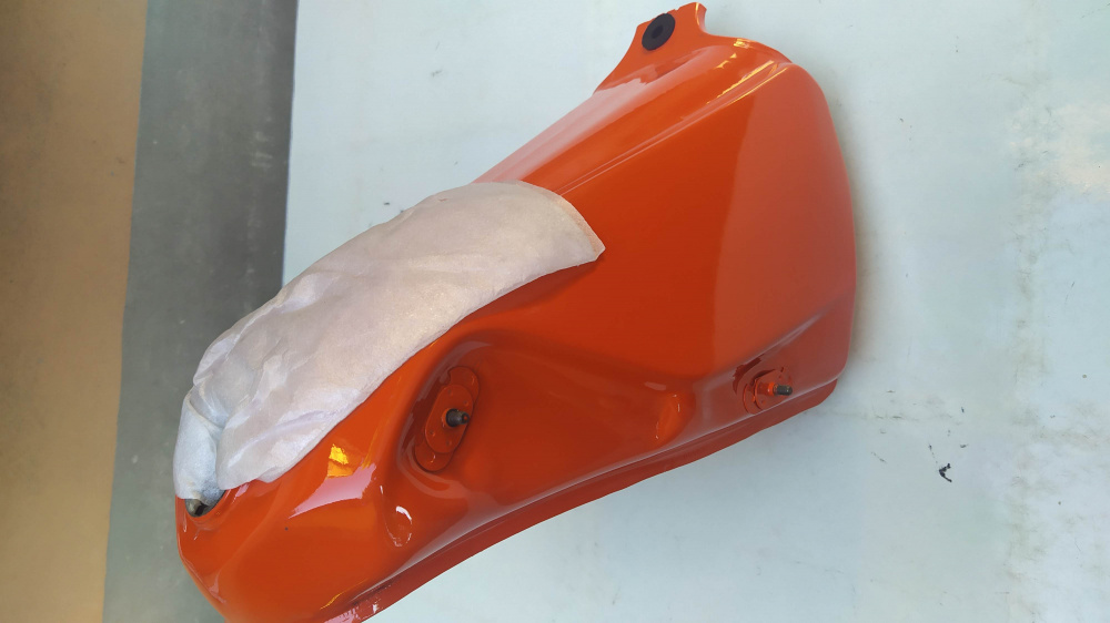 serbatoio nuovo rosso honda cr125r
