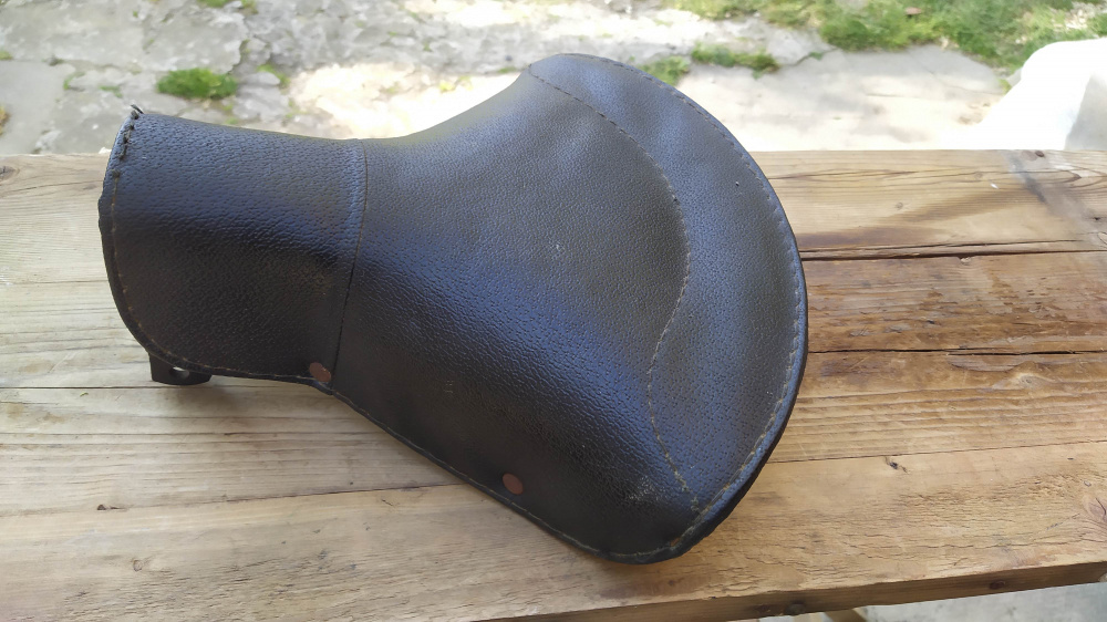 sella nuova nera aquila continentale per vespa