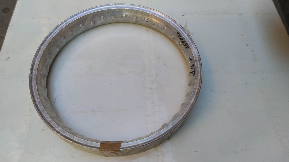 cerchio vuoto alluminio akront 18 x 36 fori