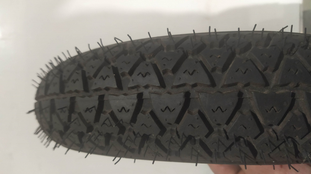 copertone michelin 3.50-8 m/c 46j