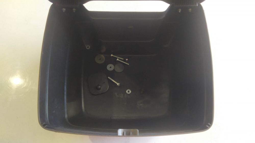 bauletto rosso per scooter senza piastra