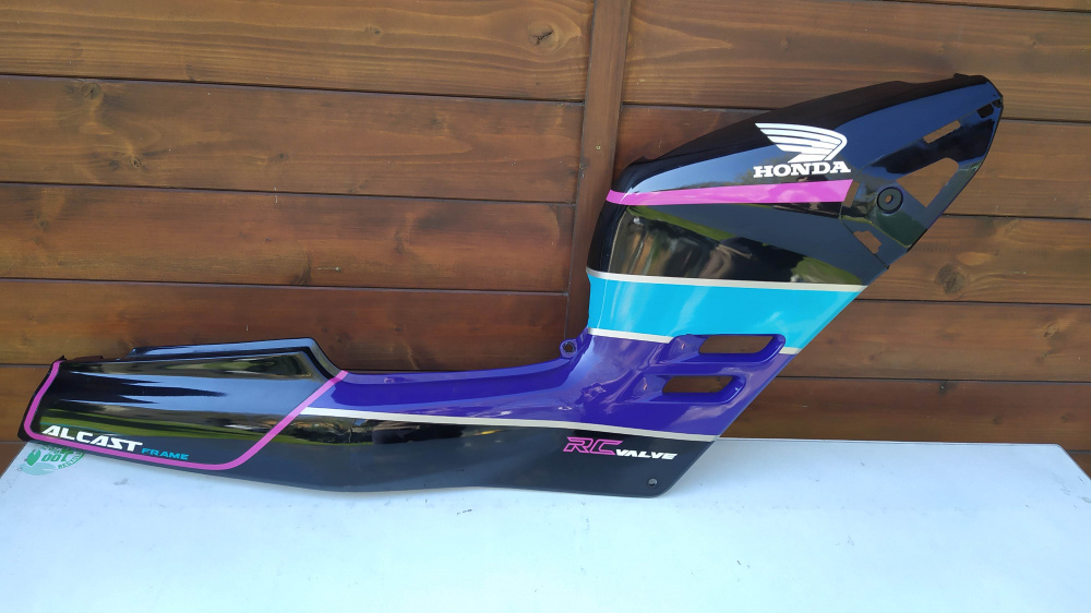 coppia carene posteriori sx nero/acqua/viola honda nsr 125 r - attacchi rovinati -