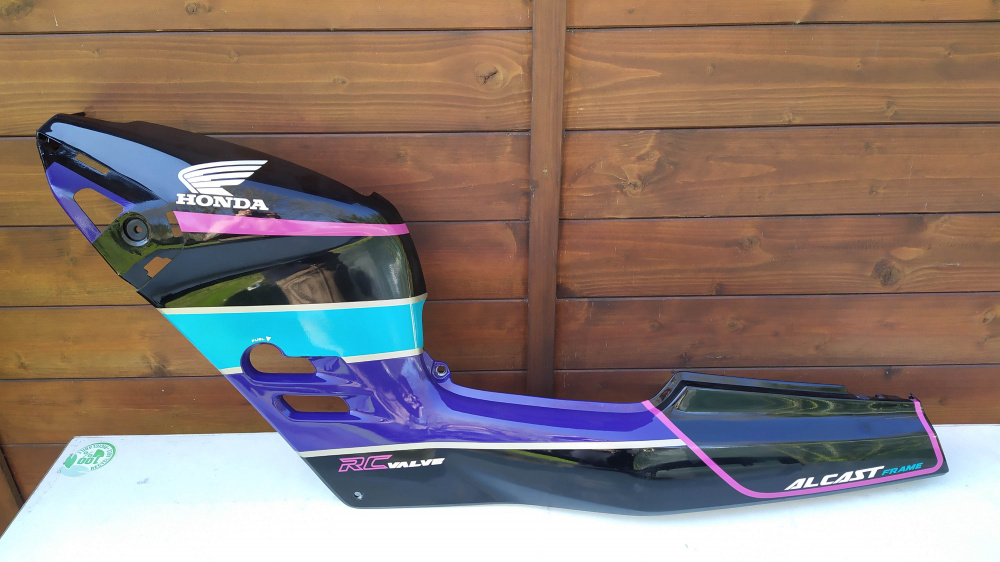 coppia carene posteriori sx nero/acqua/viola honda nsr 125 r - attacchi rovinati -