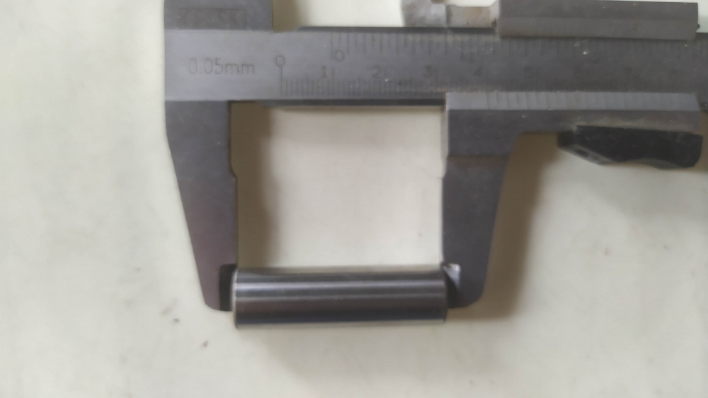 spinotto pistone lung. 40 diametro 12