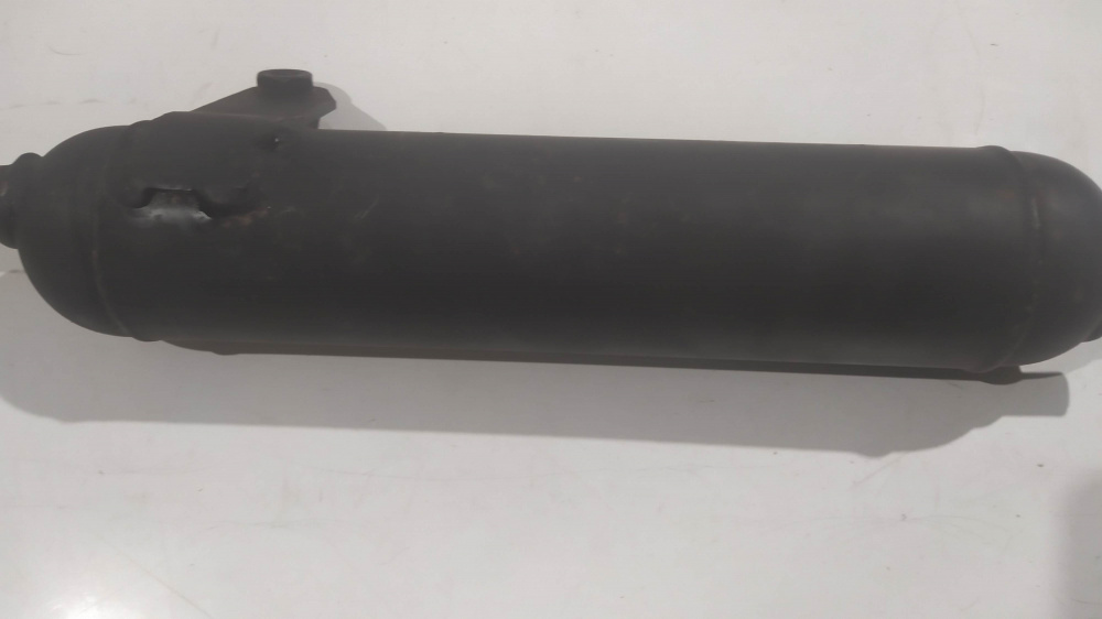 marmitta sito schiacciata dgm 39330s tpsi 1358 con punti di ruggine piaggio ciao
