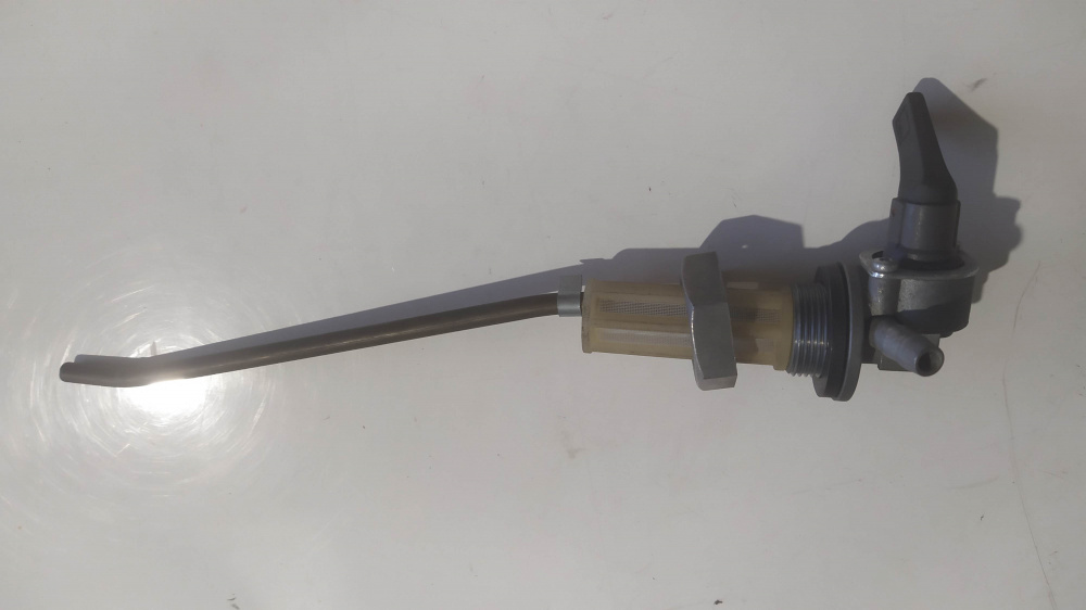 rubinetto benzina marca paioli diametro 23