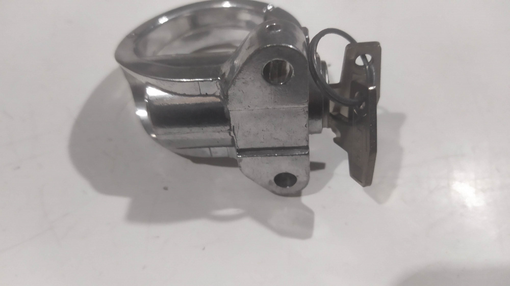 gancio portaoggetti con chiave zadi chiave piaggio vespa