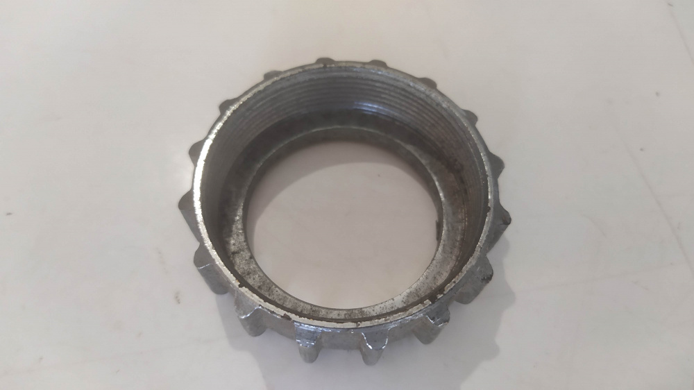 ghiera scarico marmitta foro d. 36 filettatura d. 45 spessore 16 altezza filetto 12